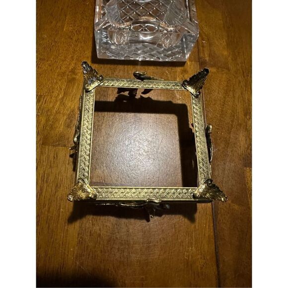 Vintage Mid Century modern MCM Thick Glass with Gold Tone Floral Holder Ashtray - Picture 7 of 12